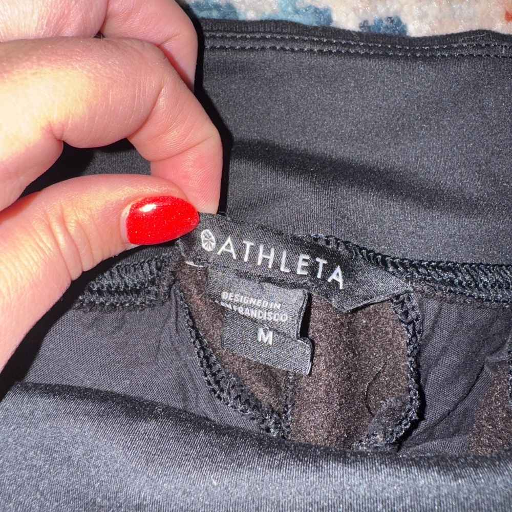 Athleta Retroplush Velvet Straight Leg Pant
Size Medium - Picture 8 of 10